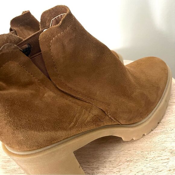 Dolce Vita Waterproof Heeled Boots in Dark Tan with Tan Soles Size 9 NWOB - Picture 4 of 6